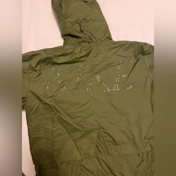 Nike Essential Running Jacket packable - Picture 12 of 15